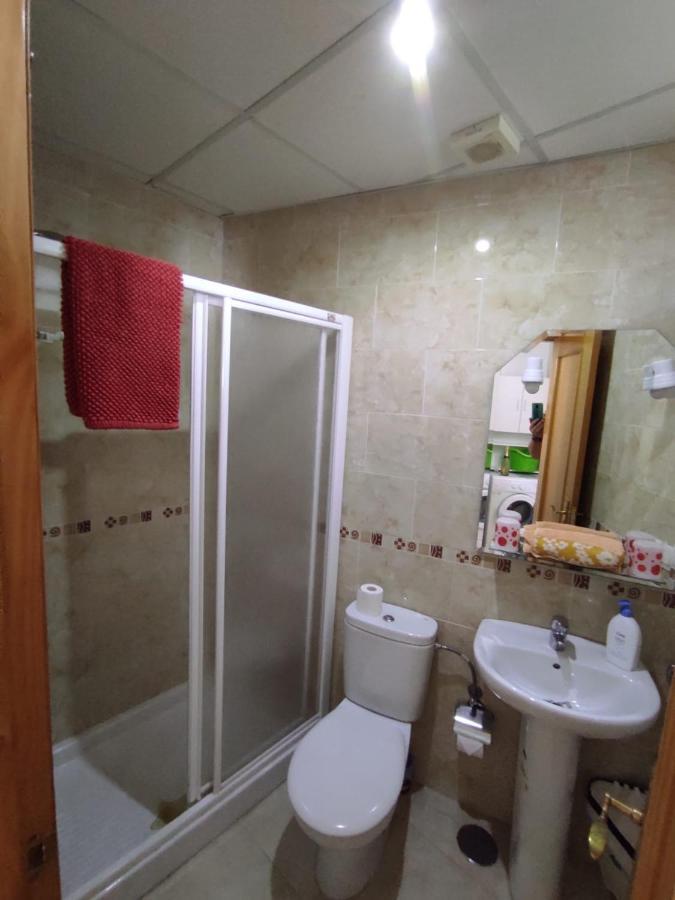- Casa De Familia Hébergement de vacances *